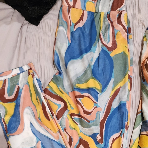 Stylish 2pc set - Picture 3 of 3